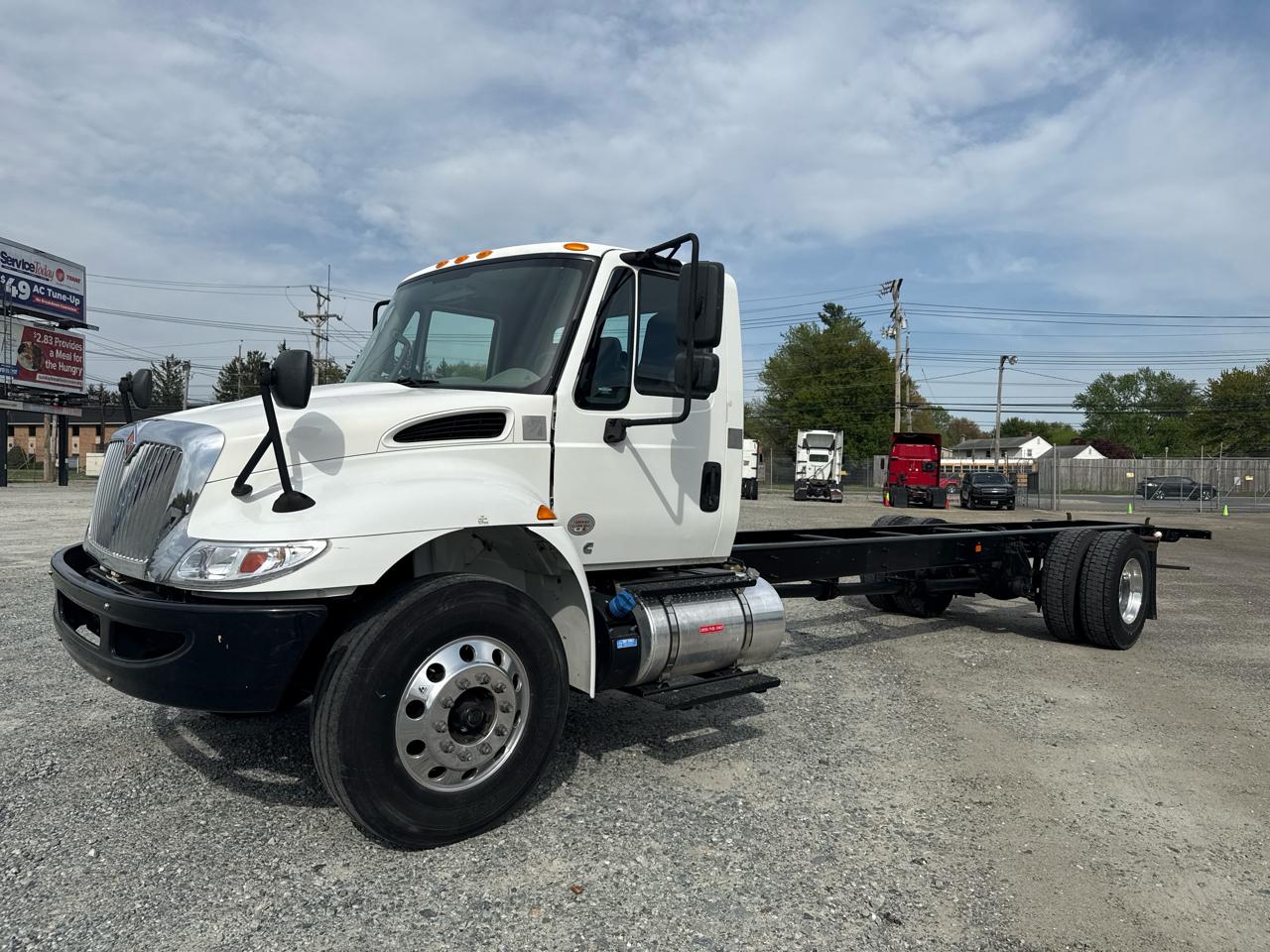 International 4300  2019