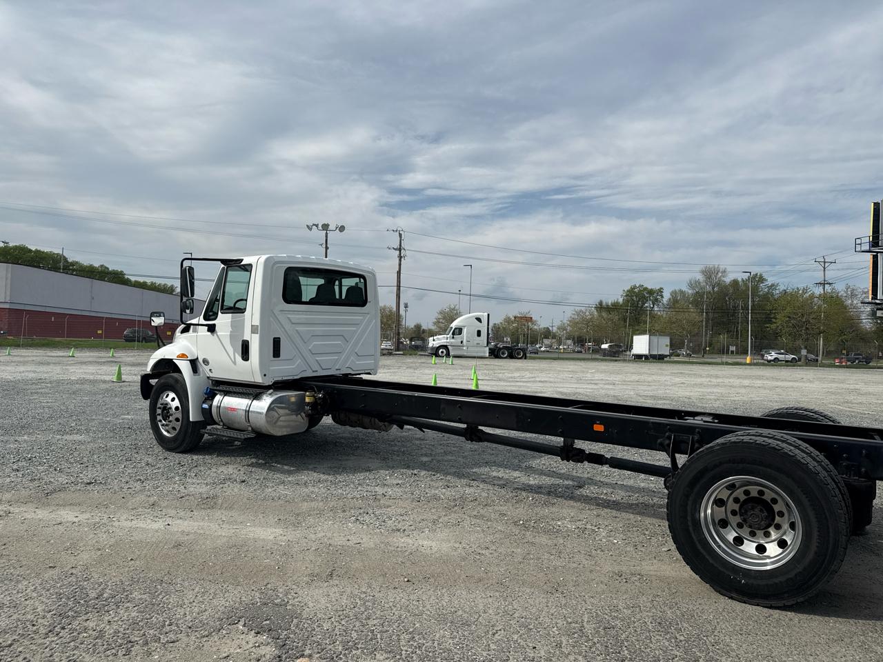International 4300  2019