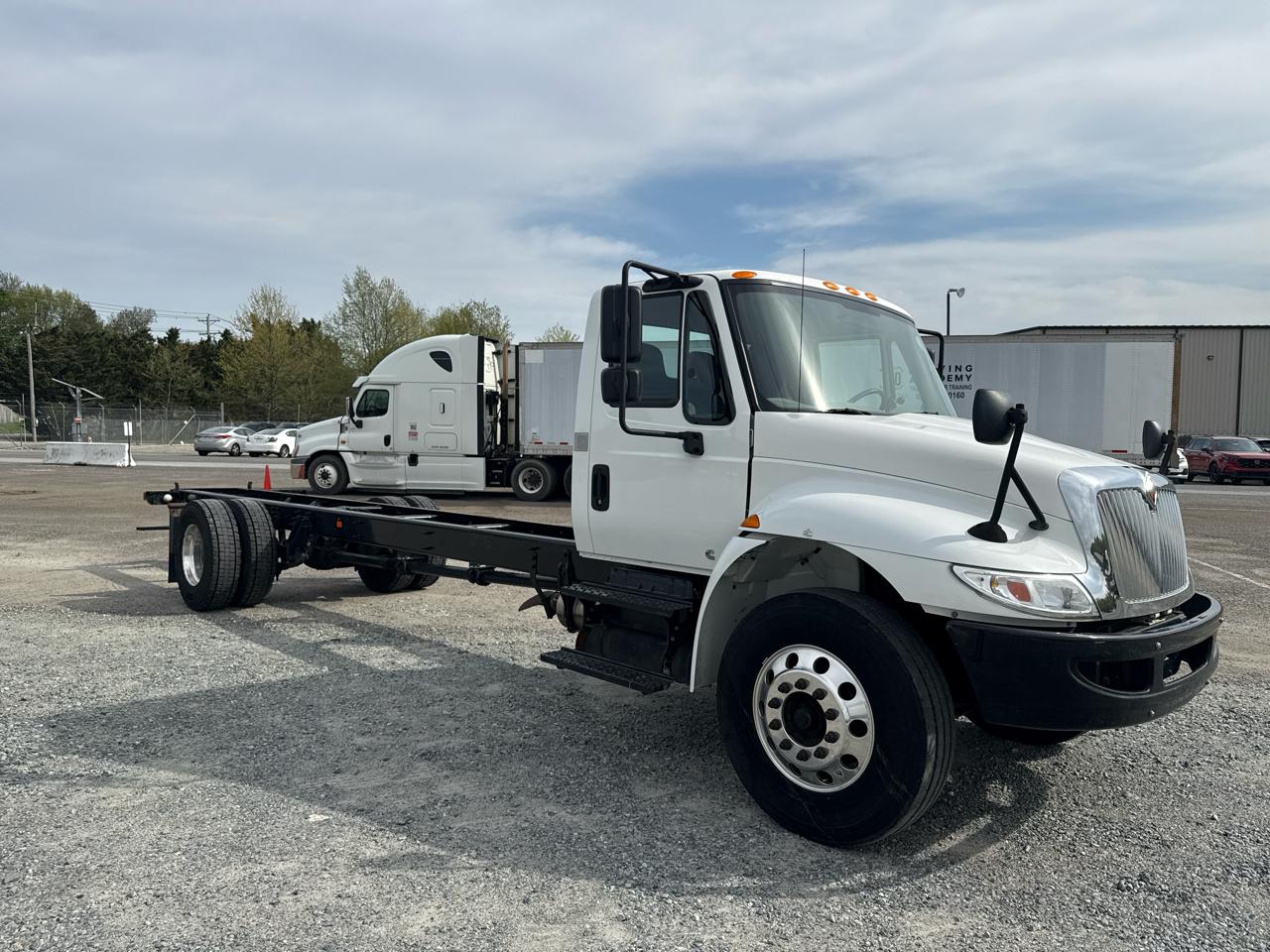International 4300  2019