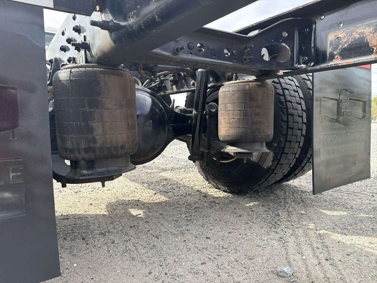 International 4300  2019