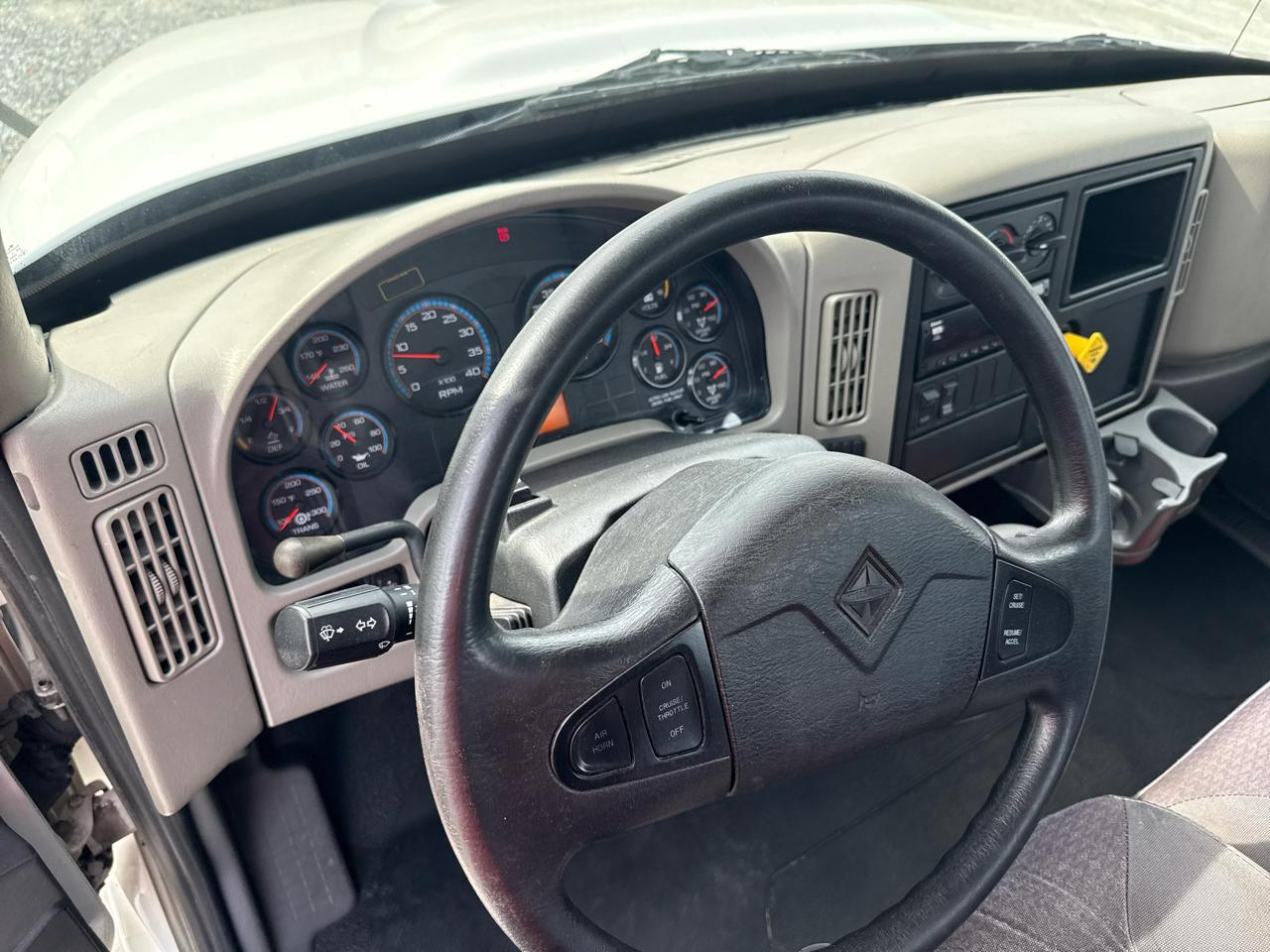 International 4300  2019