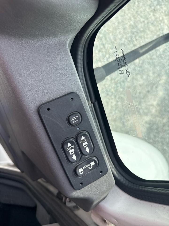 International 4300  2019