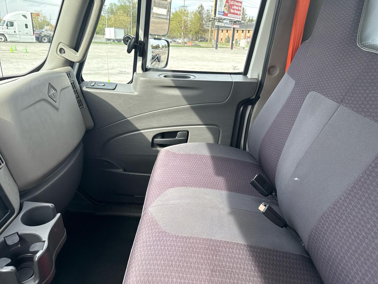 International 4300  2019