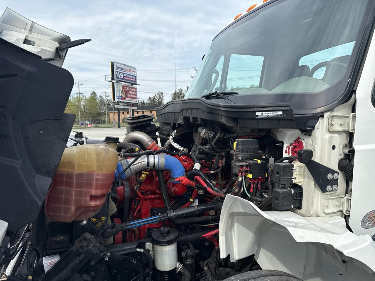 International 4300  2019