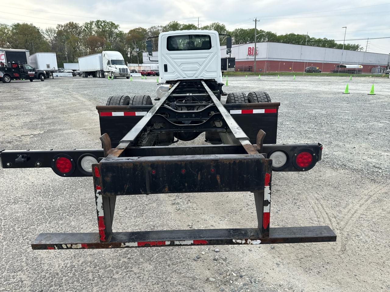 International 4300  2019