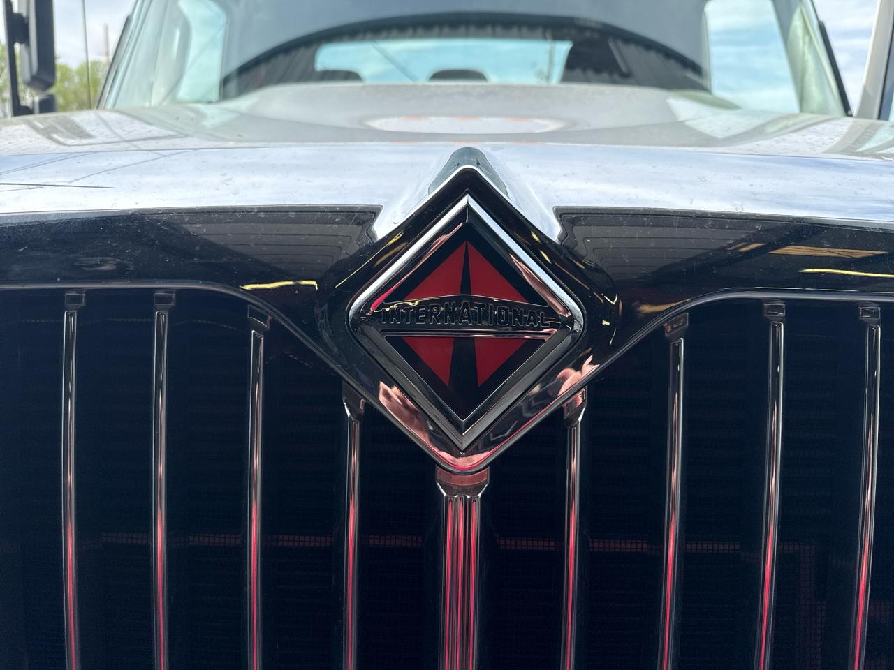 International 4300  2019