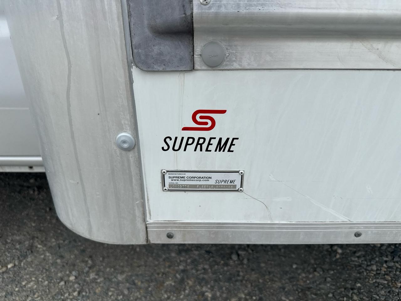 Ford Econoline E-350 Super Duty 2022