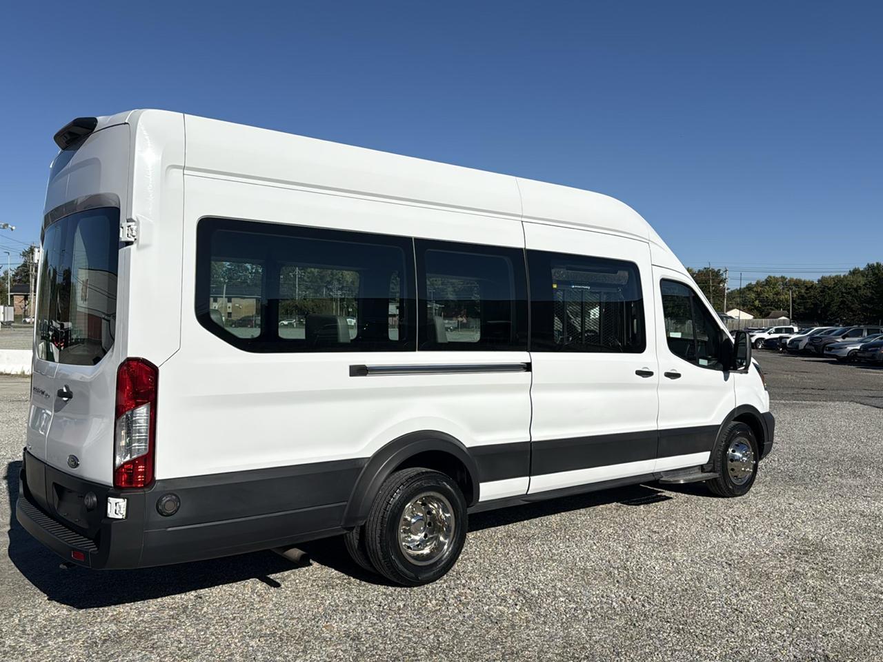 Ford T350 Vans XL Wgn High Roof 148 2020