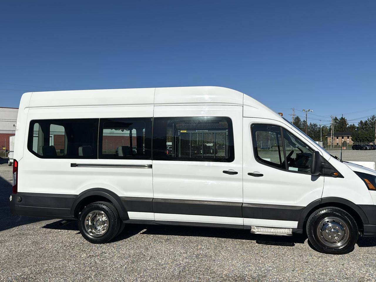 Ford T350 Vans XL Wgn High Roof 148 2020