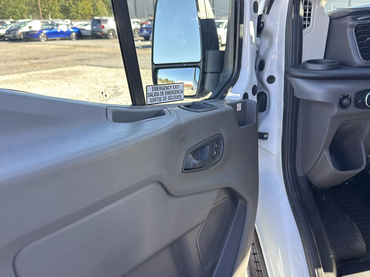 Ford T350 Vans XL Wgn High Roof 148 2020