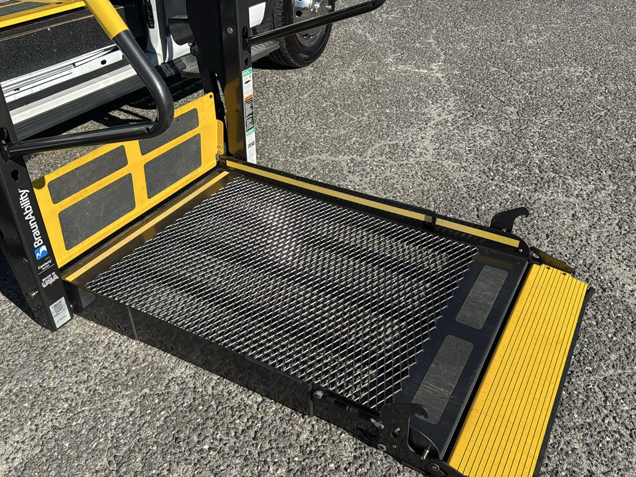 Ford T350 Vans XL Wgn High Roof 148 2020
