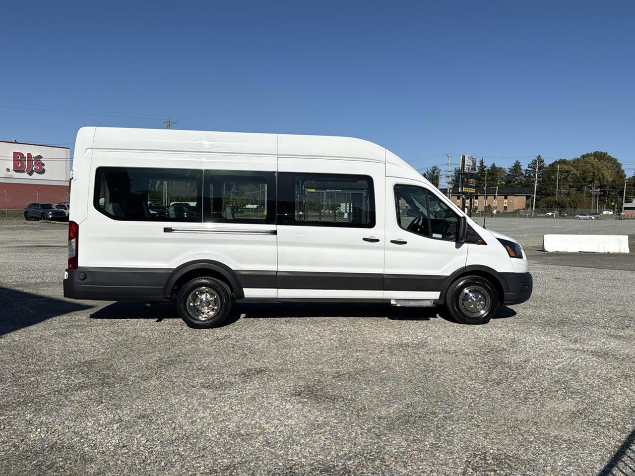 Ford T350 Vans XL Wgn High Roof 148 2020