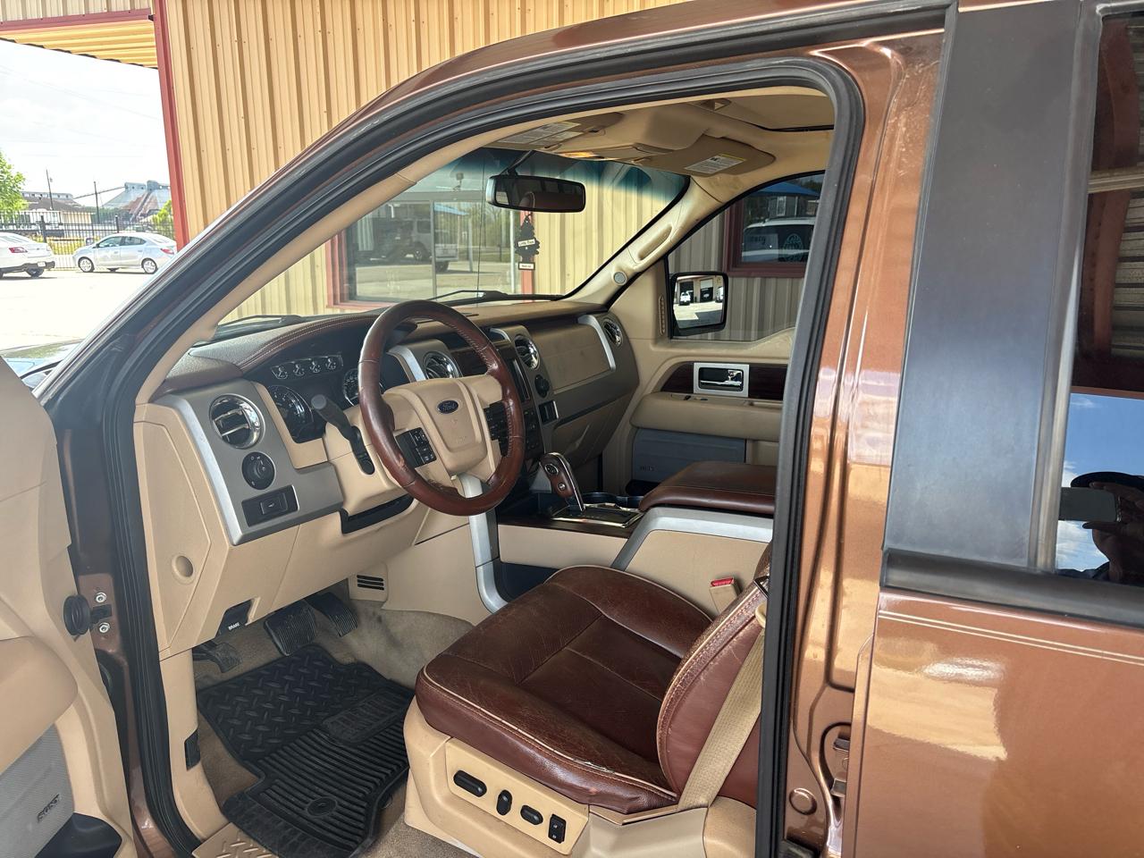 Ford F-150 4WD SuperCrew 145" Platinum 2012