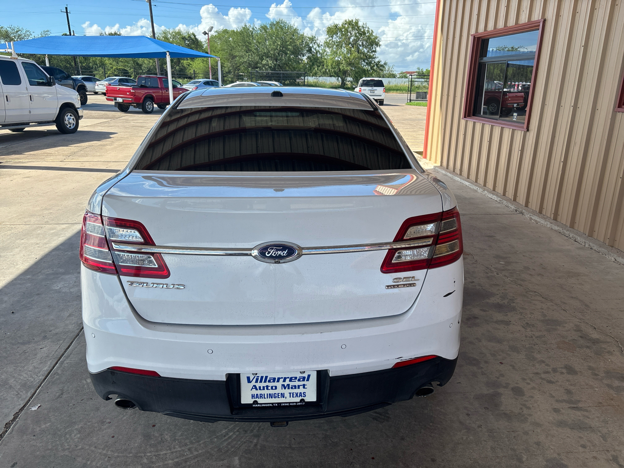 Ford Taurus SEL FWD 2018 Ford Taurus SEL FWD 2018