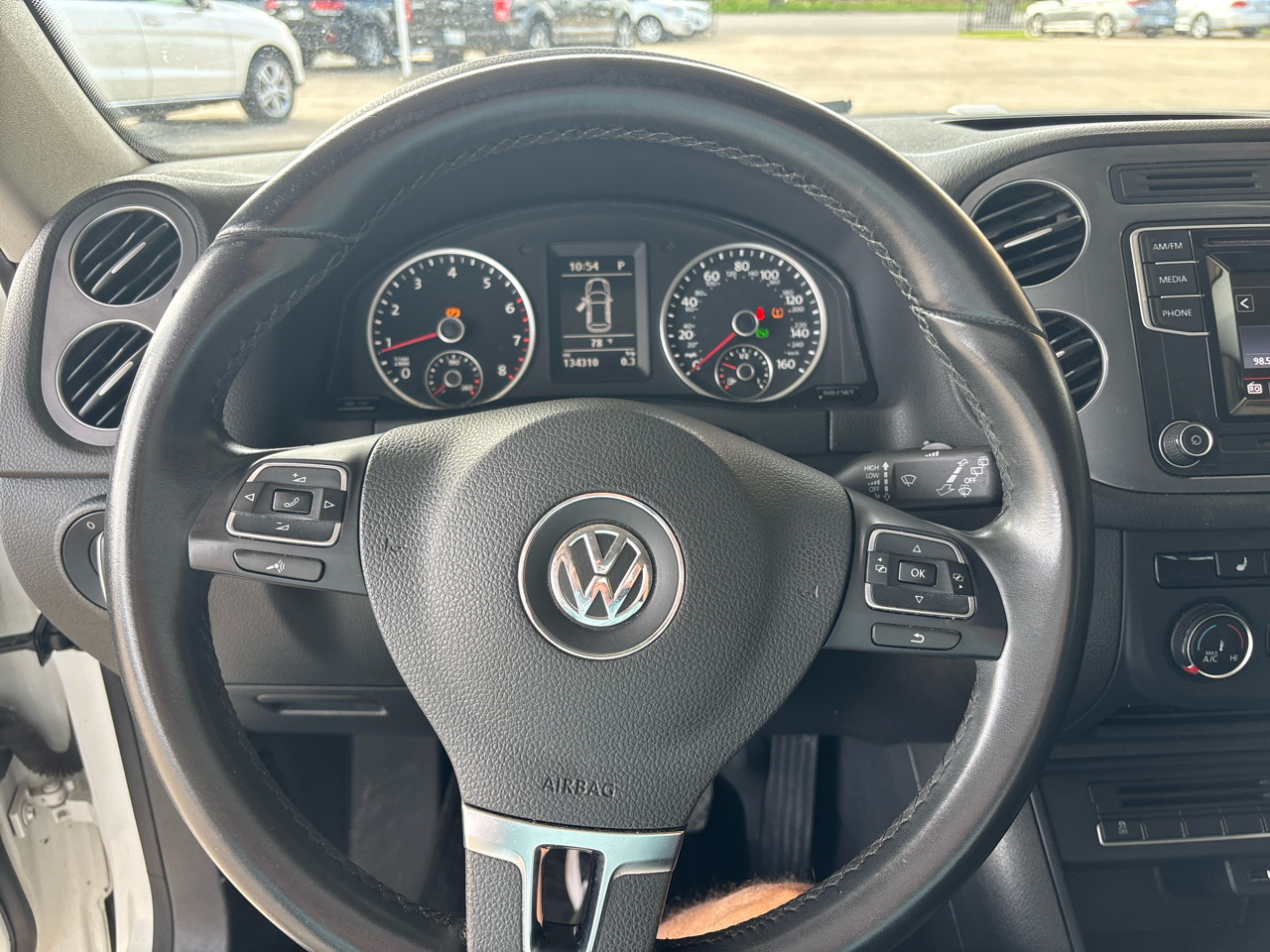 Volkswagen Tiguan 2WD 4dr Auto R-Line 2016