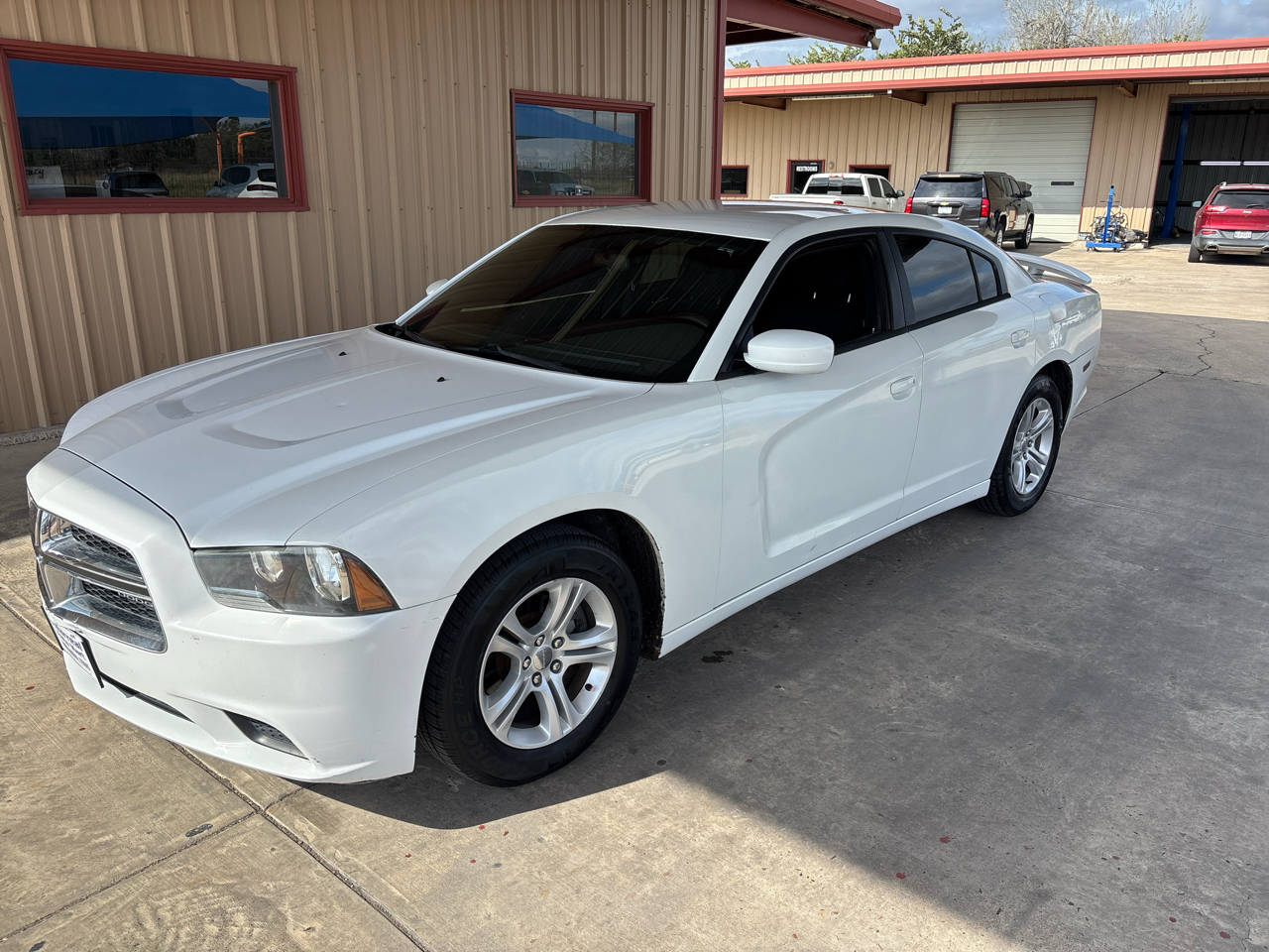 Dodge Charger 4dr Sdn SE RWD 2014