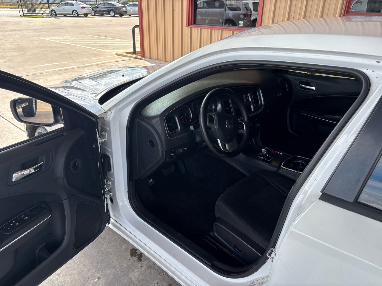 Dodge Charger 4dr Sdn SE RWD 2014