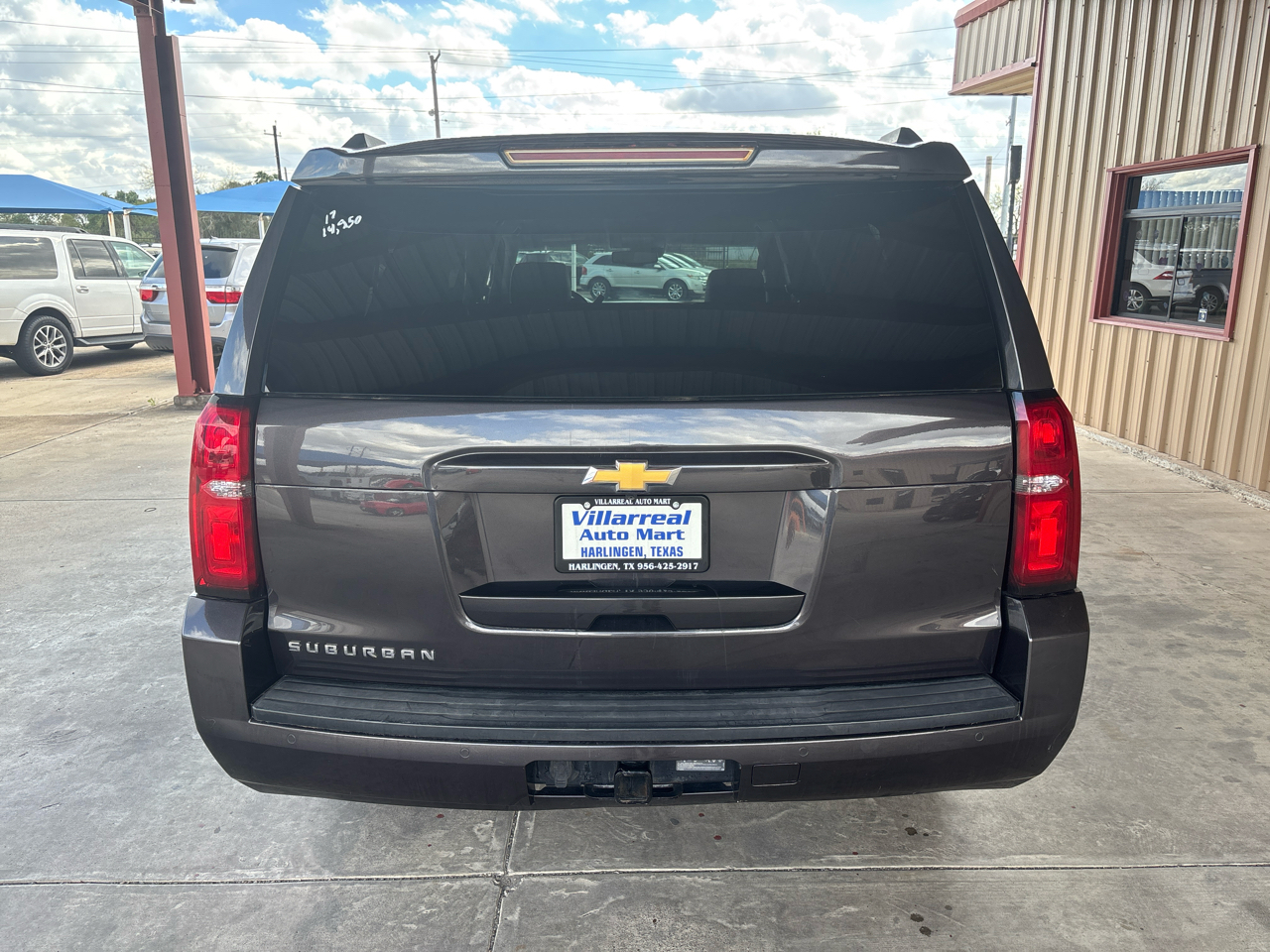 Chevrolet Suburban 2WD 4dr 1500 LT 2017