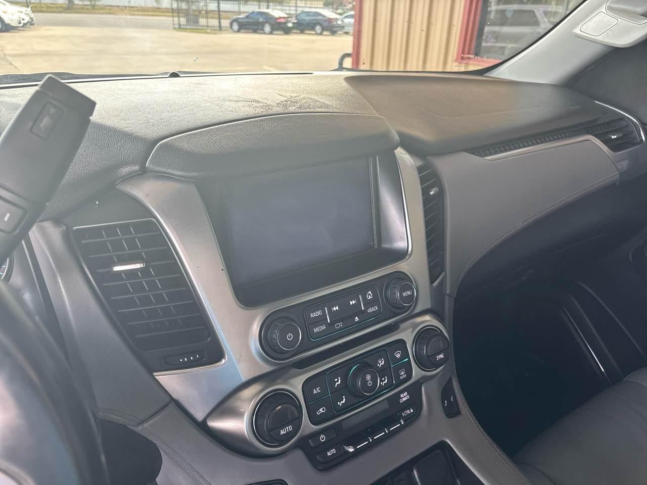 Chevrolet Suburban 2WD 4dr 1500 LT 2017