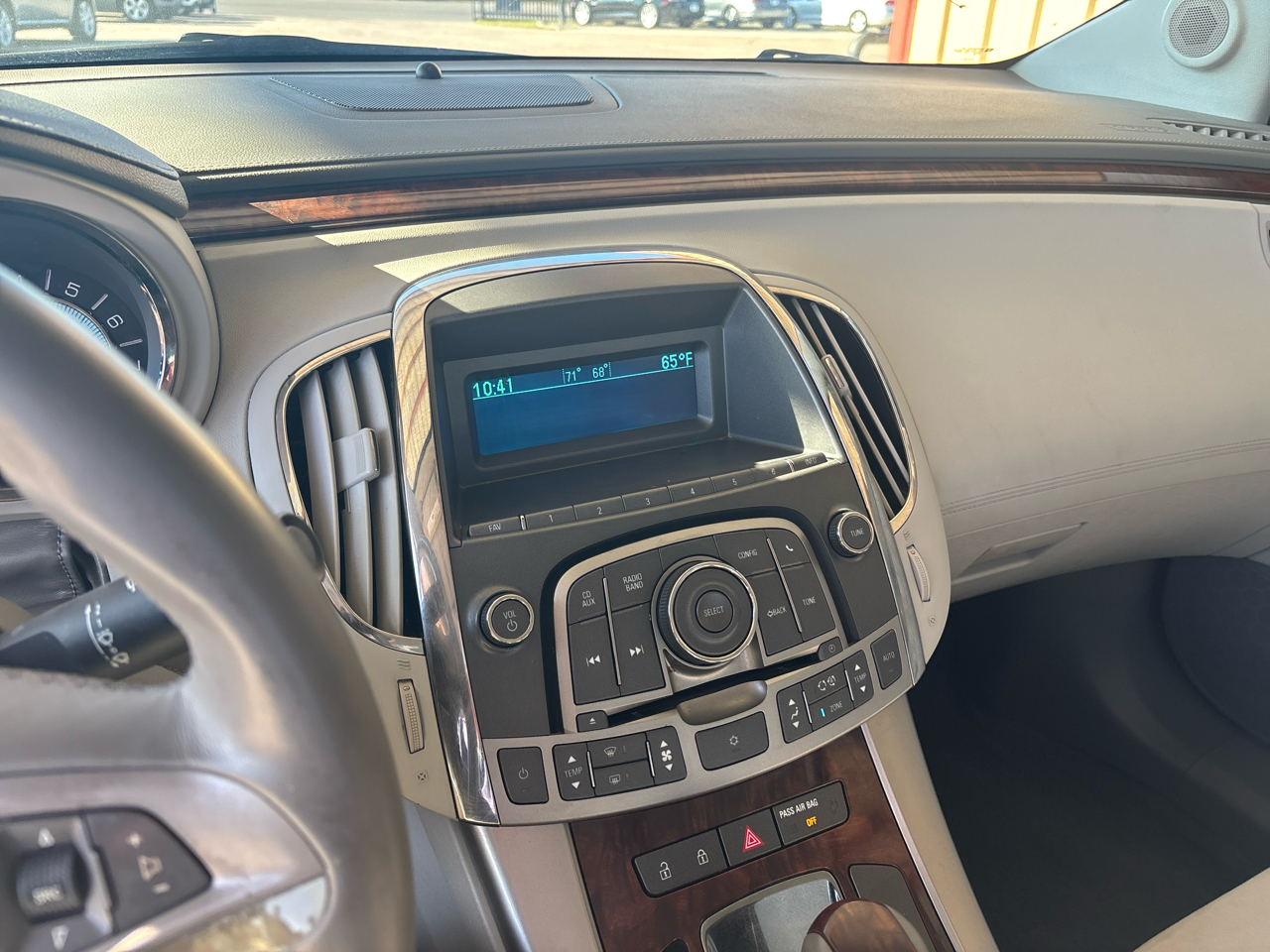 Buick LaCrosse 4dr Sdn CX 3.0L 2010