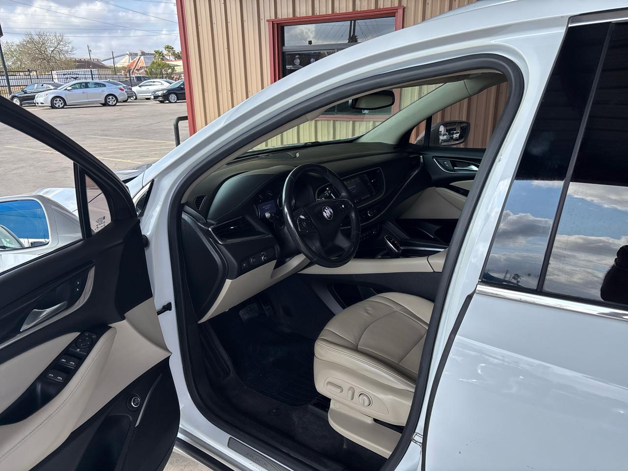 Buick Enclave FWD 4dr Essence 2020