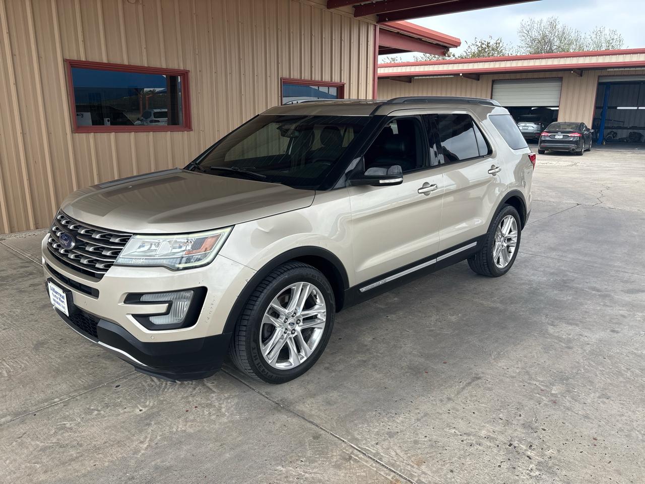 Ford Explorer XLT FWD 2017
