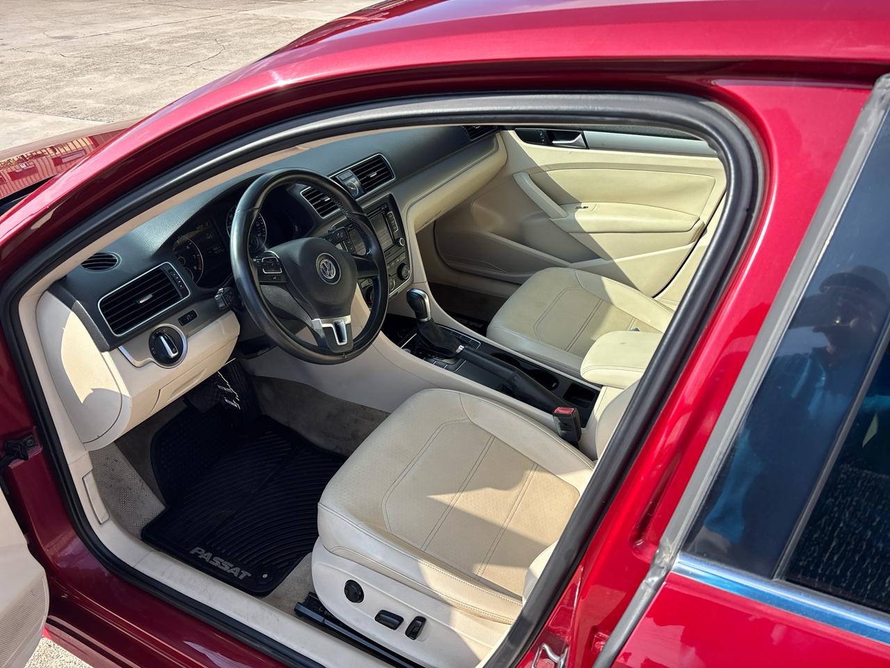 Volkswagen Passat 4dr Sdn 1.8T Auto S 2015