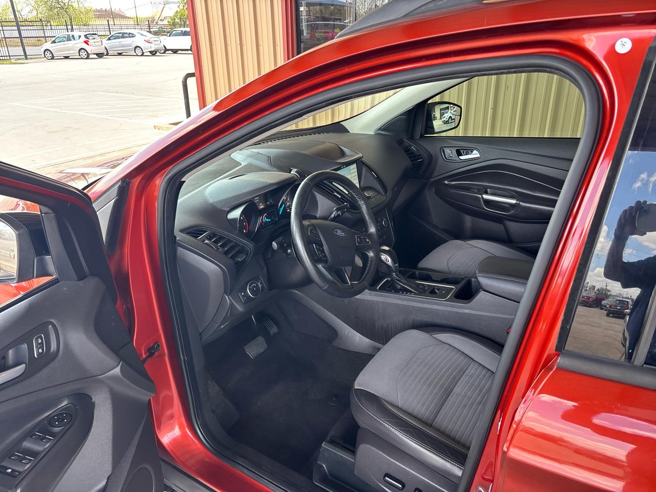 Ford Escape SE FWD 2019