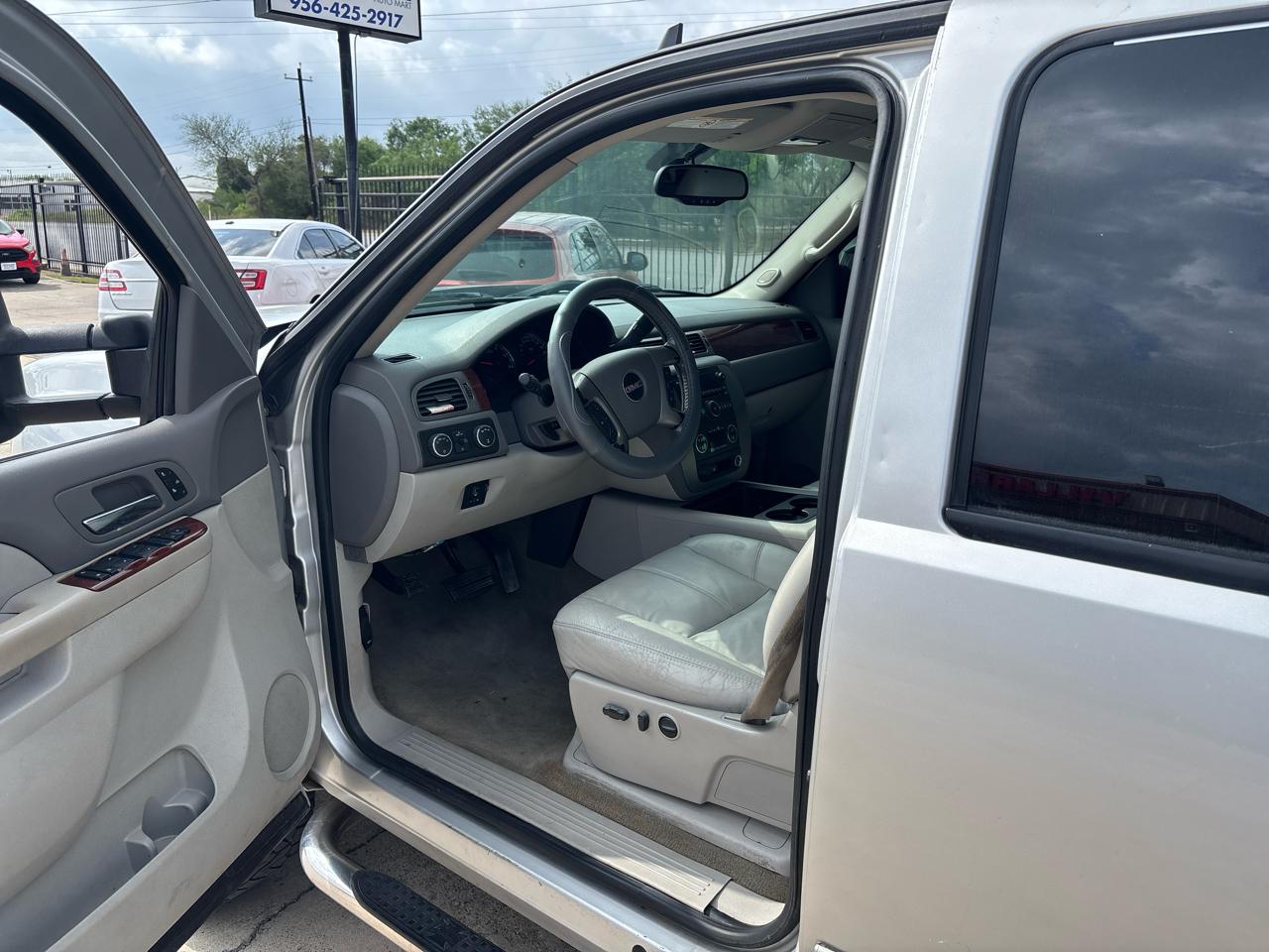 GMC Sierra 2500HD 4WD Crew Cab 153.7" SLT 2011