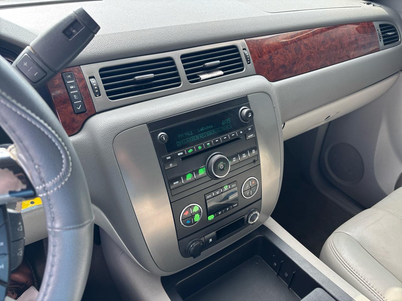 GMC Sierra 2500HD 4WD Crew Cab 153.7" SLT 2011