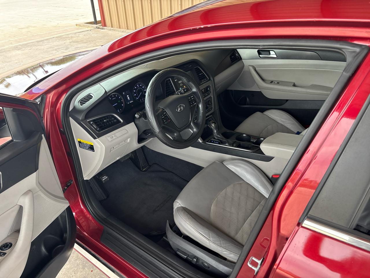 Hyundai Sonata 4dr Sdn 2.4L Sport 2016