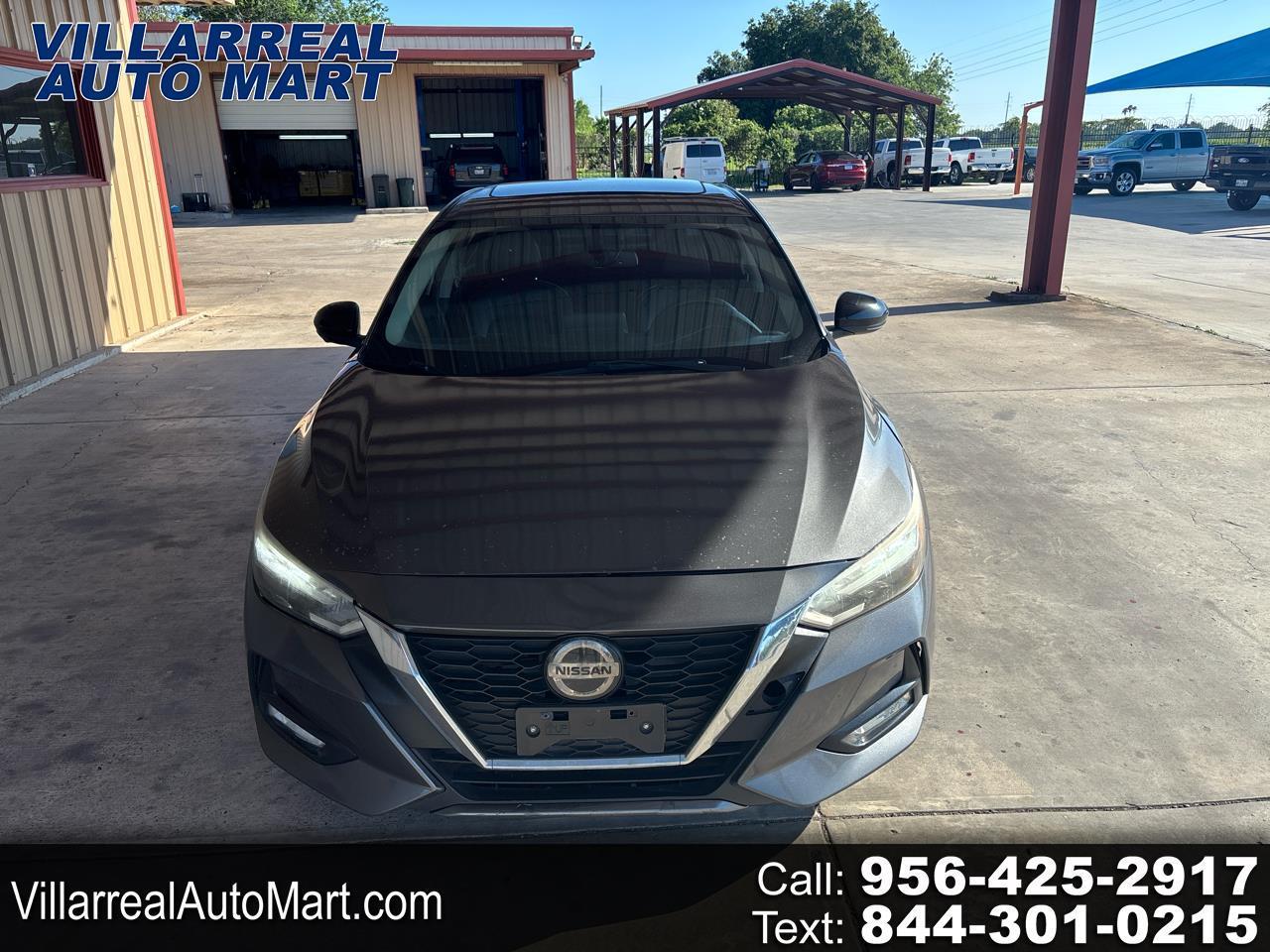 Nissan Sentra SR CVT 2020
