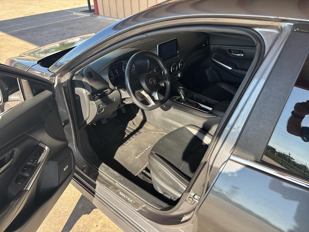 Nissan Sentra SR CVT 2020