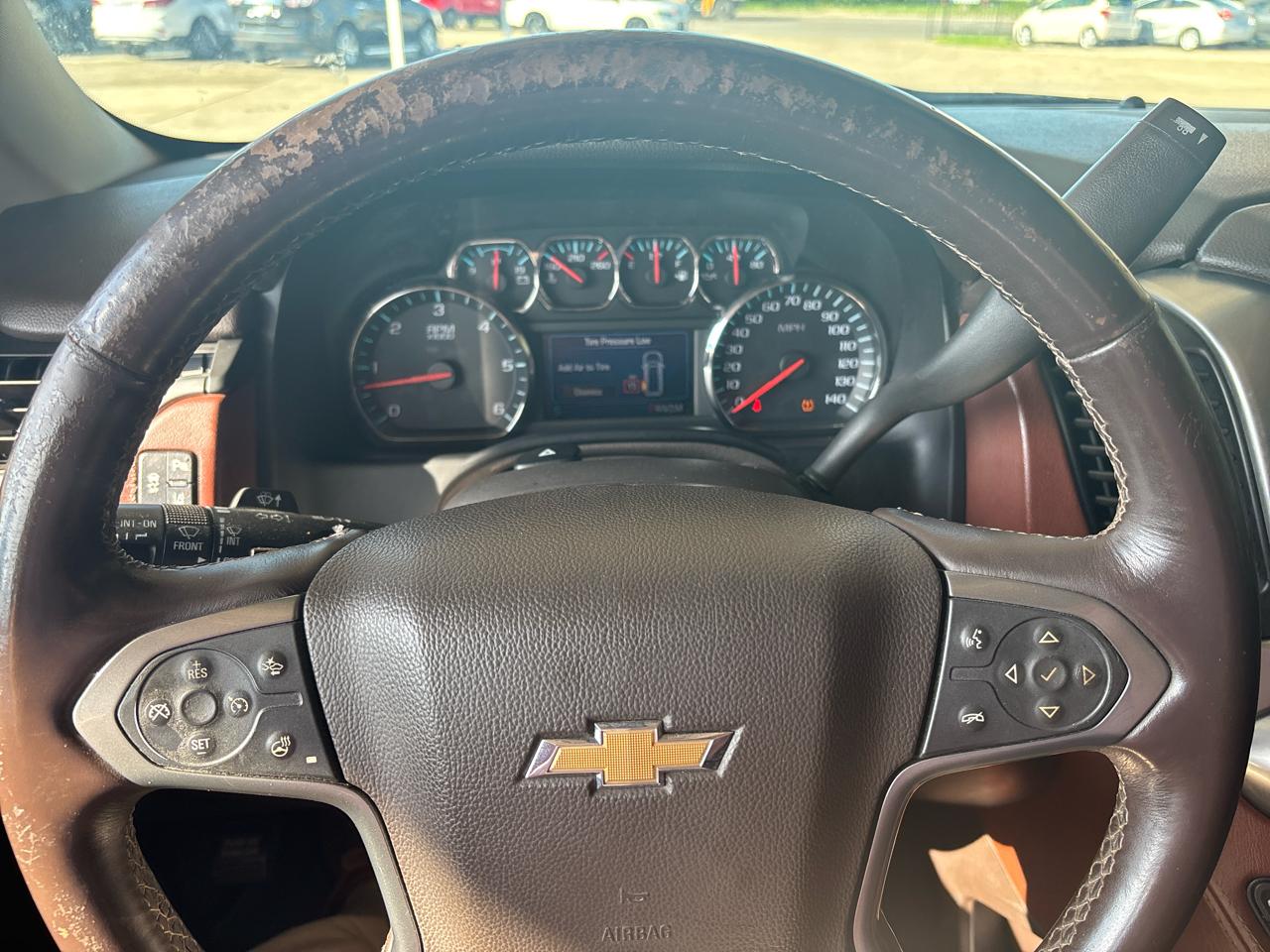Chevrolet Suburban 2WD 4dr LTZ 2015