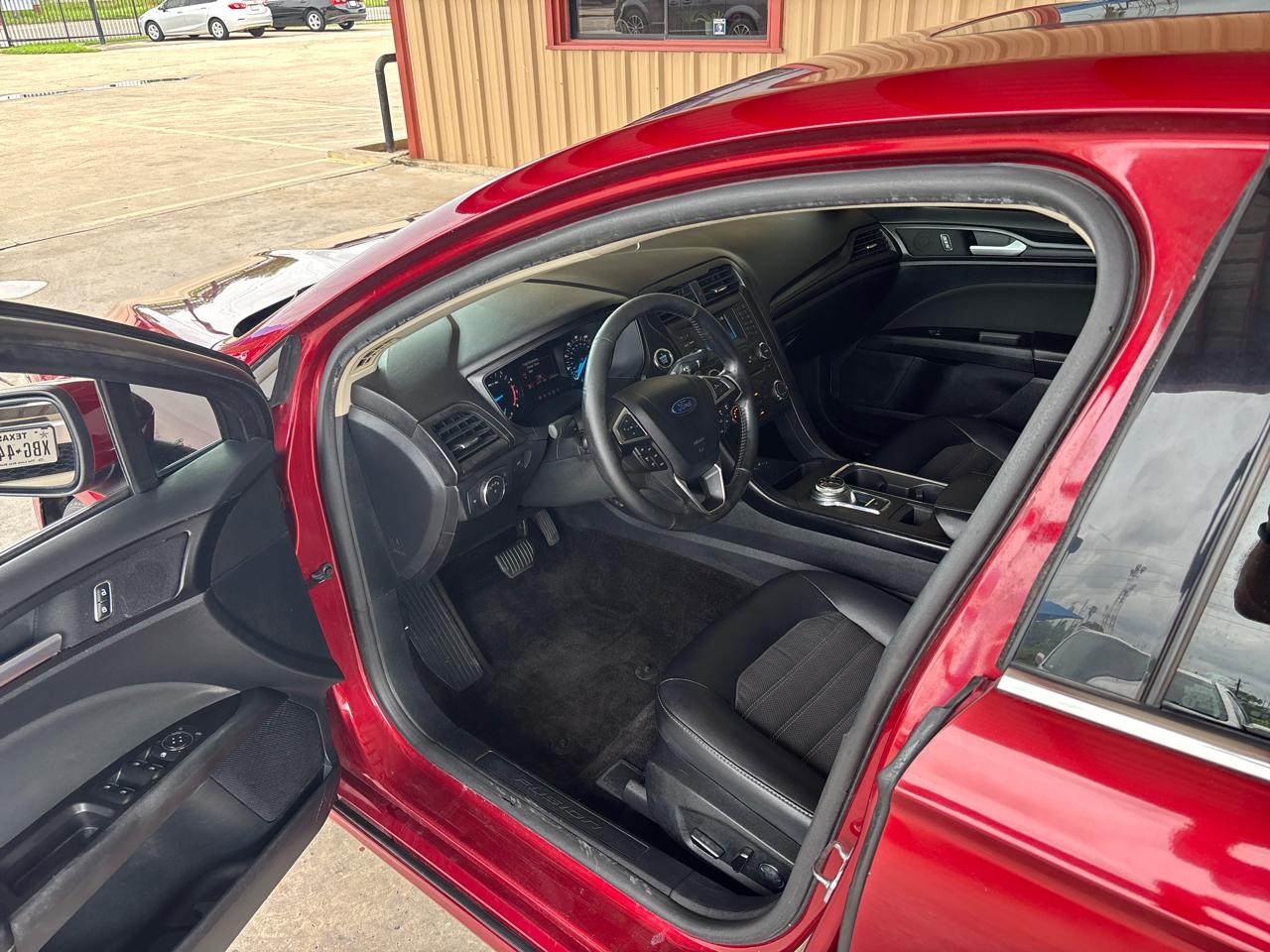 Ford Fusion SE FWD 2018