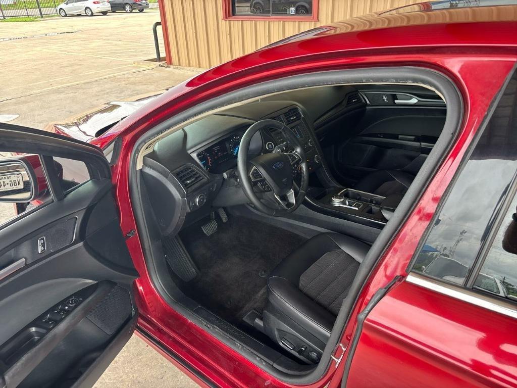 Ford Fusion SE FWD 2018