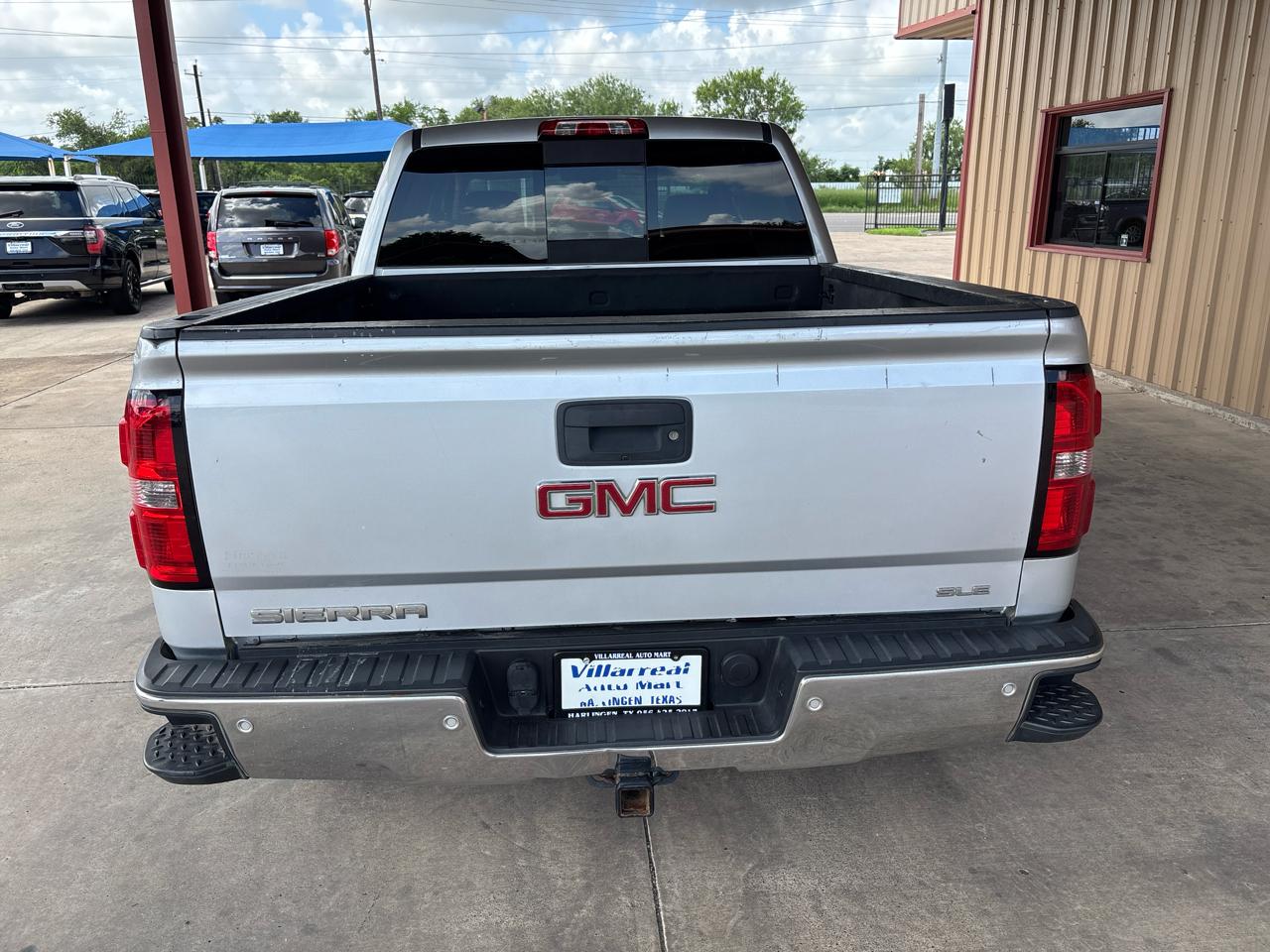 GMC Sierra 1500 4WD Crew Cab 143.5" SLE 2015