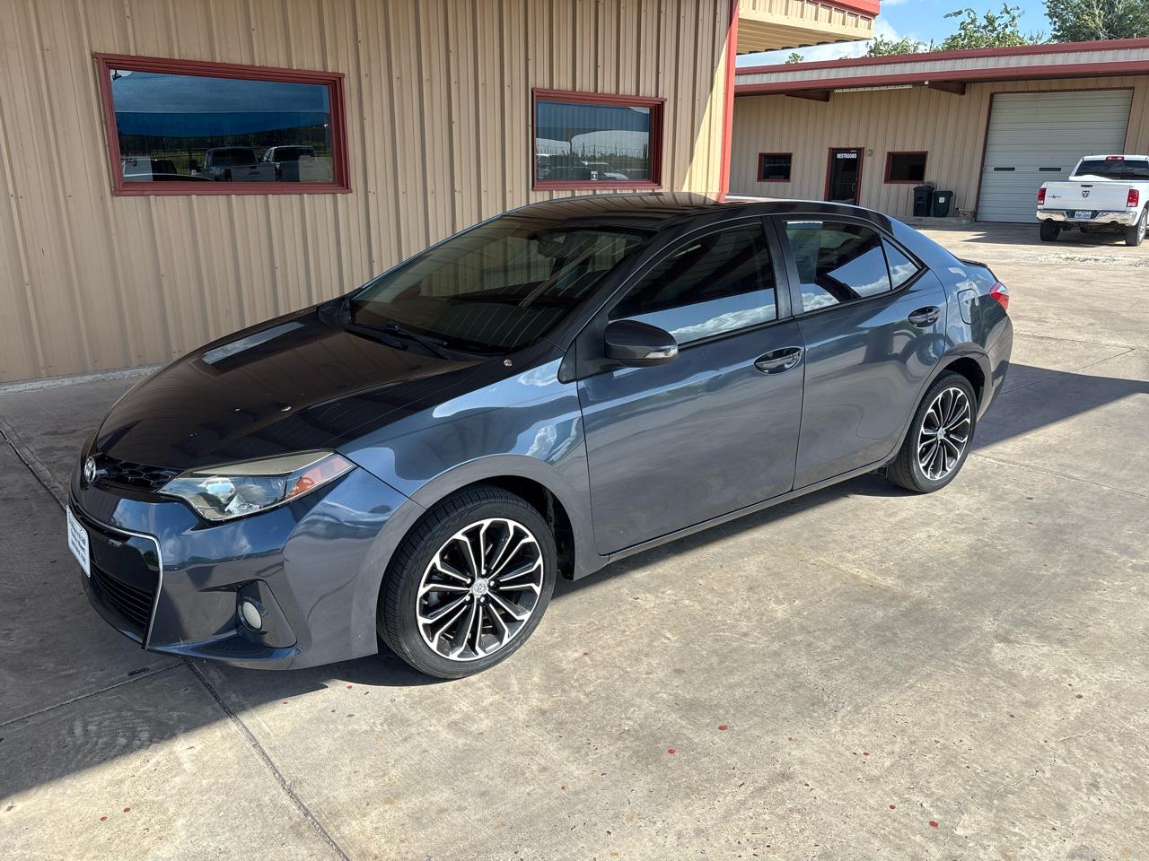 Toyota Corolla 4dr Sdn CVT LE Premium (Natl) 2015