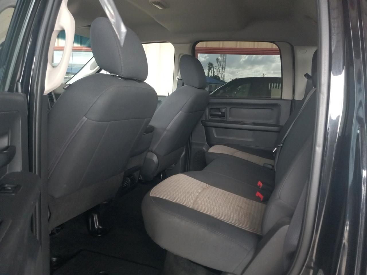 RAM 2500 4WD Crew Cab 149" ST 2012