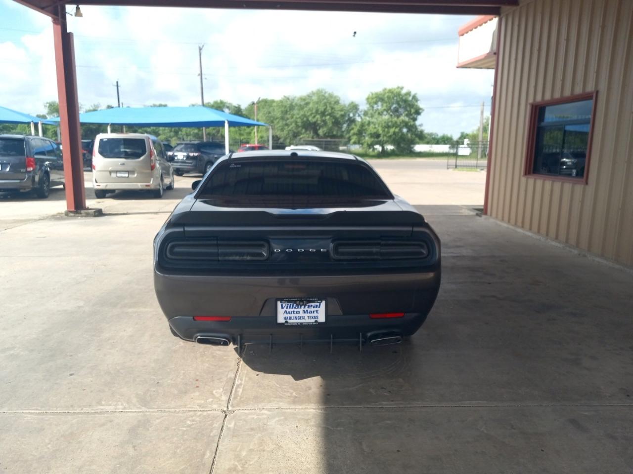 Dodge Challenger 2dr Cpe SXT 2016