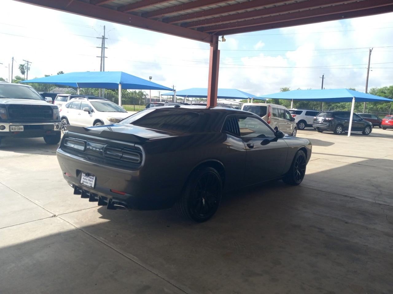 Dodge Challenger 2dr Cpe SXT 2016