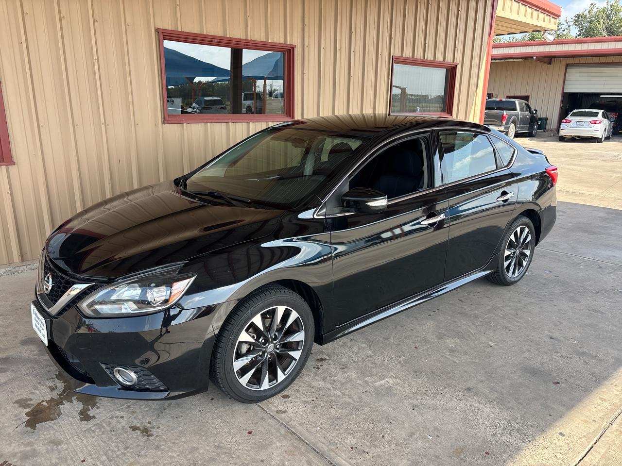 Nissan Sentra SR CVT 2018