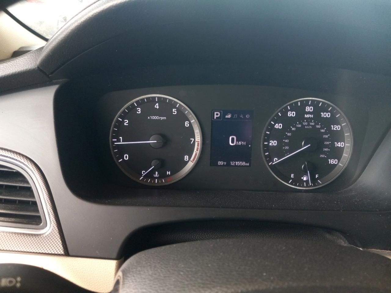 Hyundai Sonata 4dr Sdn 2.4L Sport 2015