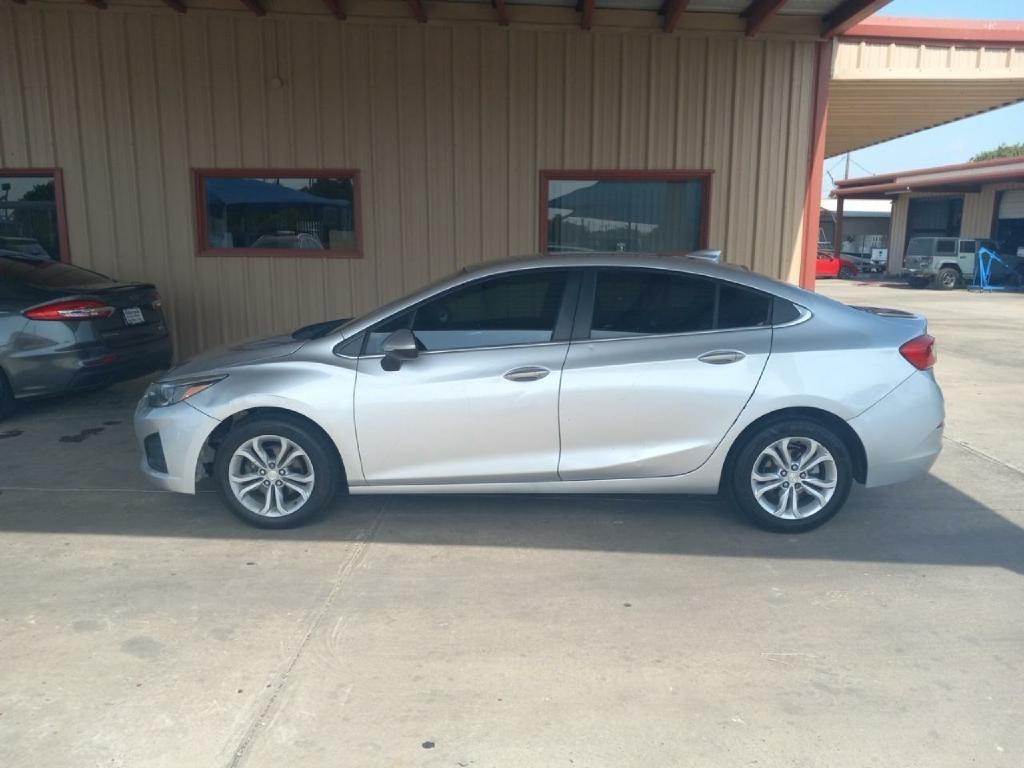 Chevrolet Cruze 4dr Sdn LT 2019