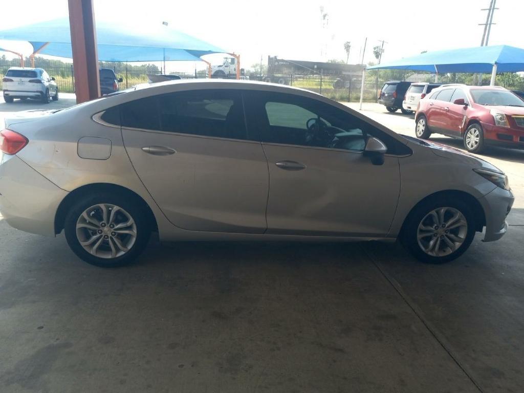 Chevrolet Cruze 4dr Sdn LT 2019