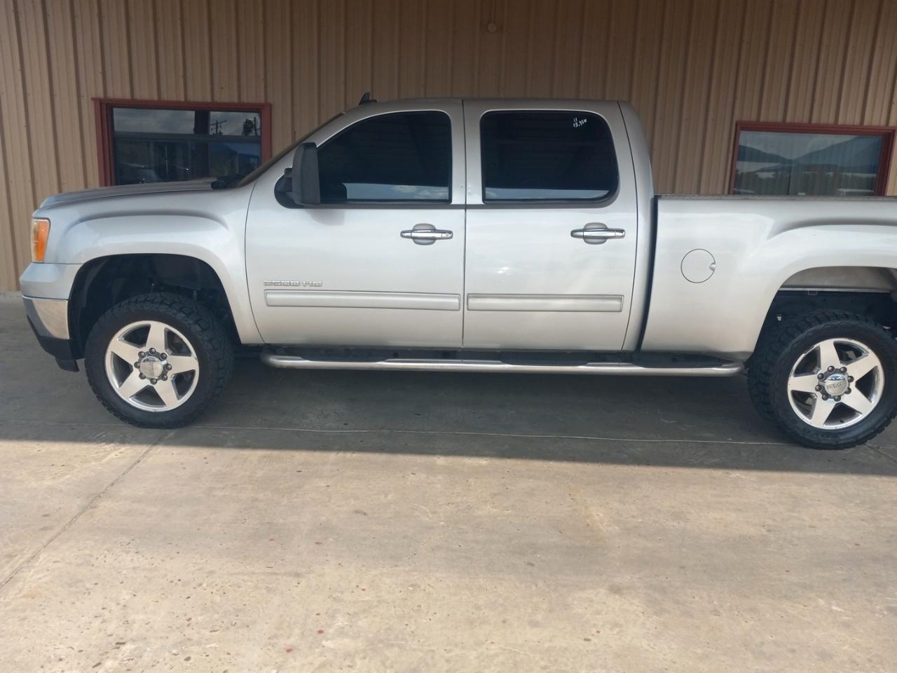 GMC Sierra 2500HD 4WD Crew Cab 153.7" SLT 2011