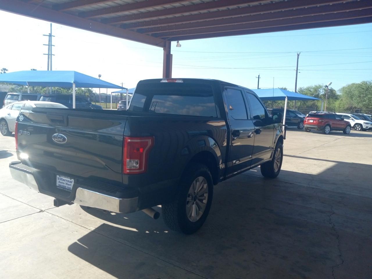 Ford F-150 2WD SuperCrew 157" Lariat 2015