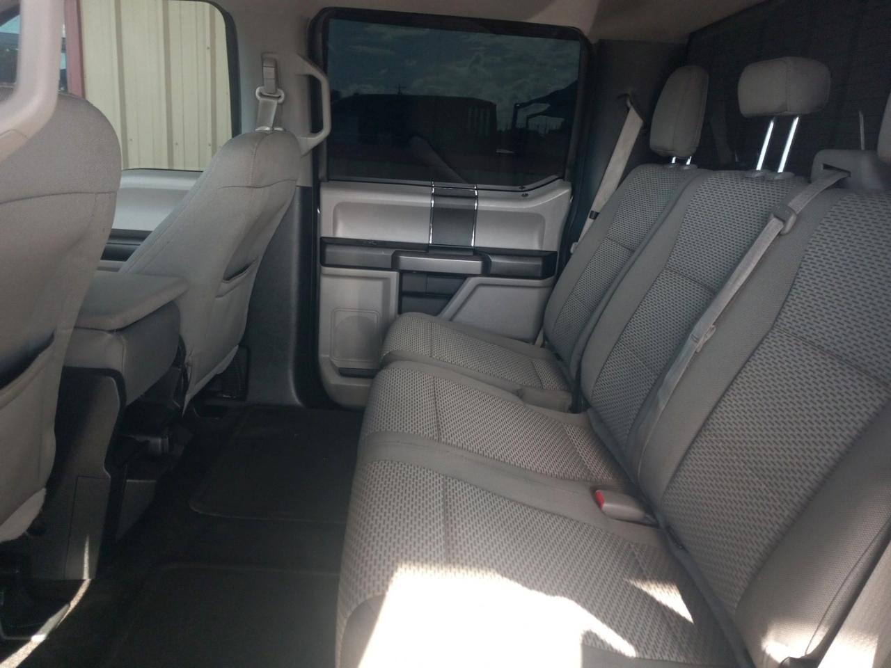 Ford F-150 2WD SuperCrew 157" Lariat 2015