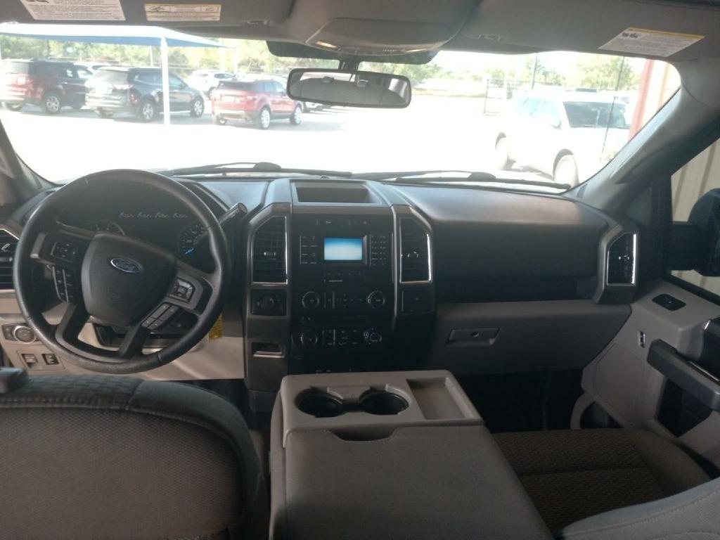 Ford F-150 2WD SuperCrew 157" Lariat 2015