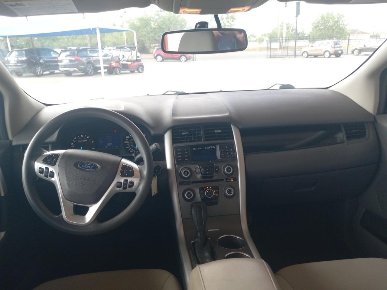 Ford Edge 4dr SE FWD 2013